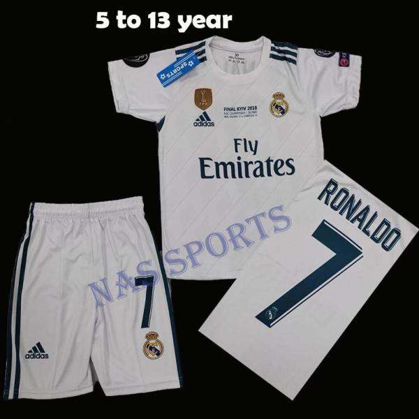RONALDO 7 REAL MADRID FOOTBALL KIT  17/18 FOR KID WHITE